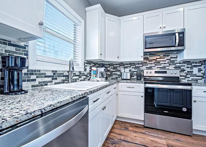 Lazy Turtle - Views - Private Pool - Pet Friendly - Sleeps 12 - Prickett Gulf Shores